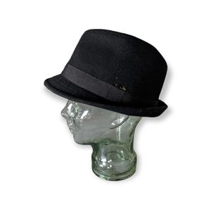 Free Authority Black Felt Hat